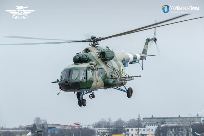Mi8MT_aviakon_001.jpg